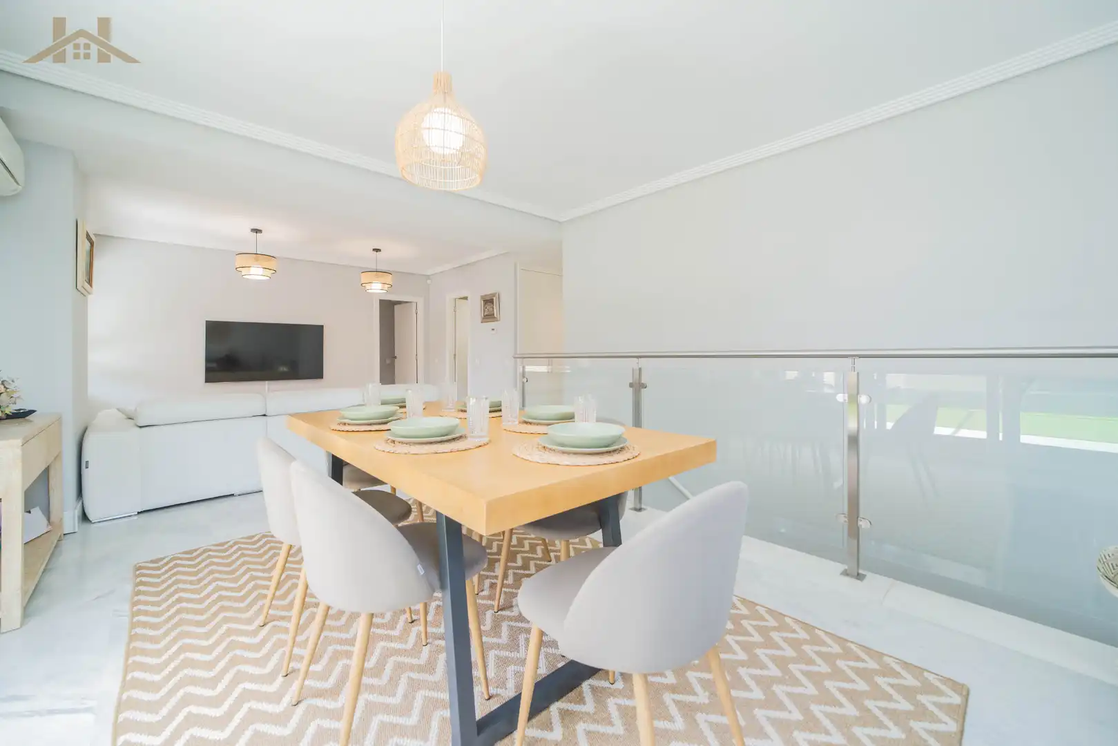 Comedor de Planta baja en venta en Boadilla del Monte con Aire acondicionado, Calefacción y Jardín privado