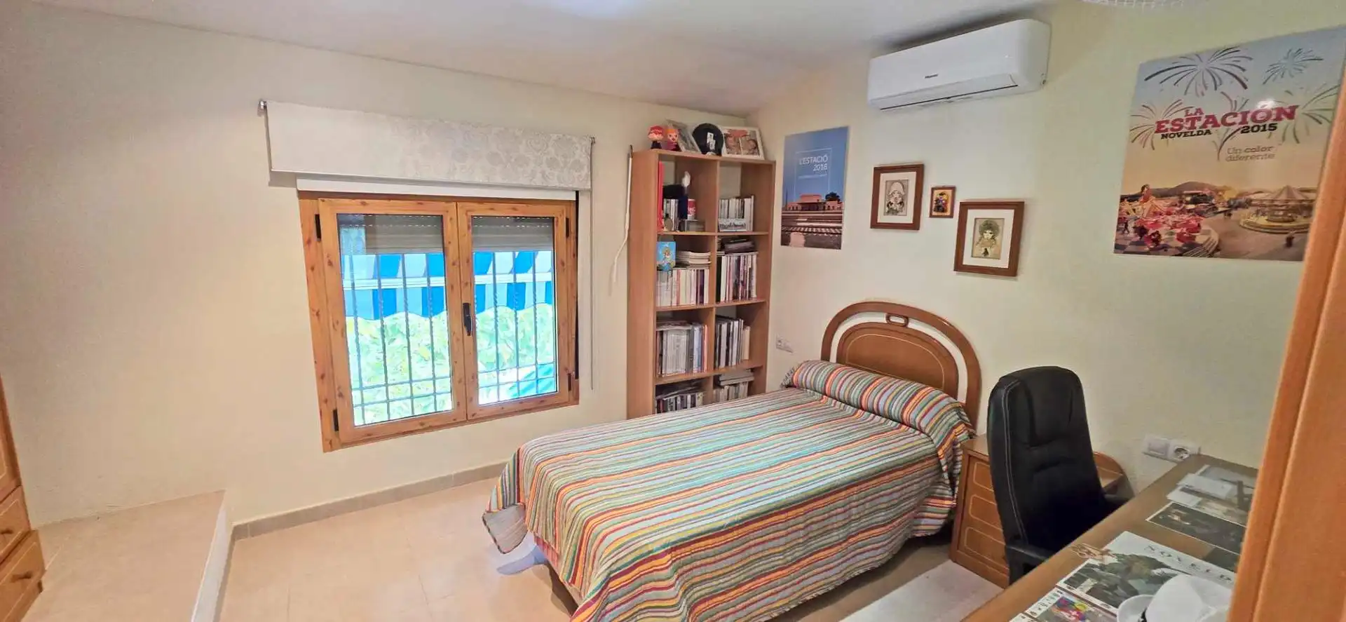 Dormitori de Casa o xalet en venda en Novelda amb Aire condicionat, Jardí privat i Terrassa