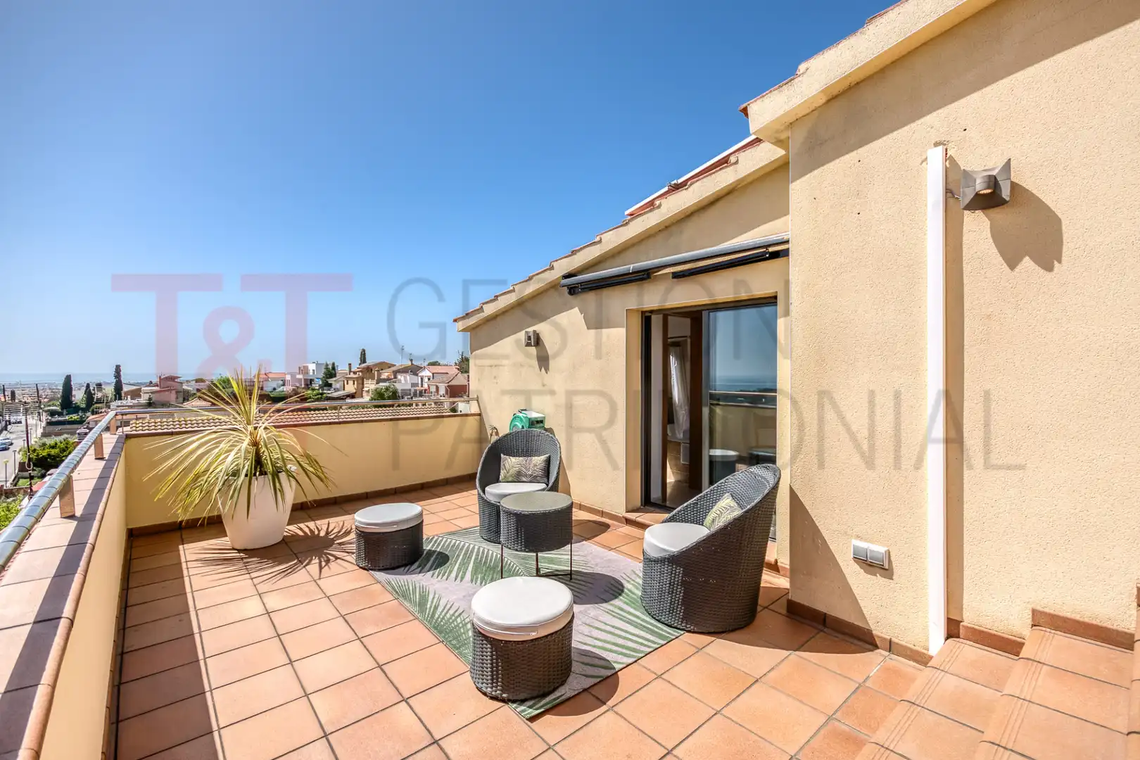 Terraza de Casa o chalet en venta en Vilanova i la Geltrú con Aire acondicionado, Calefacción y Terraza