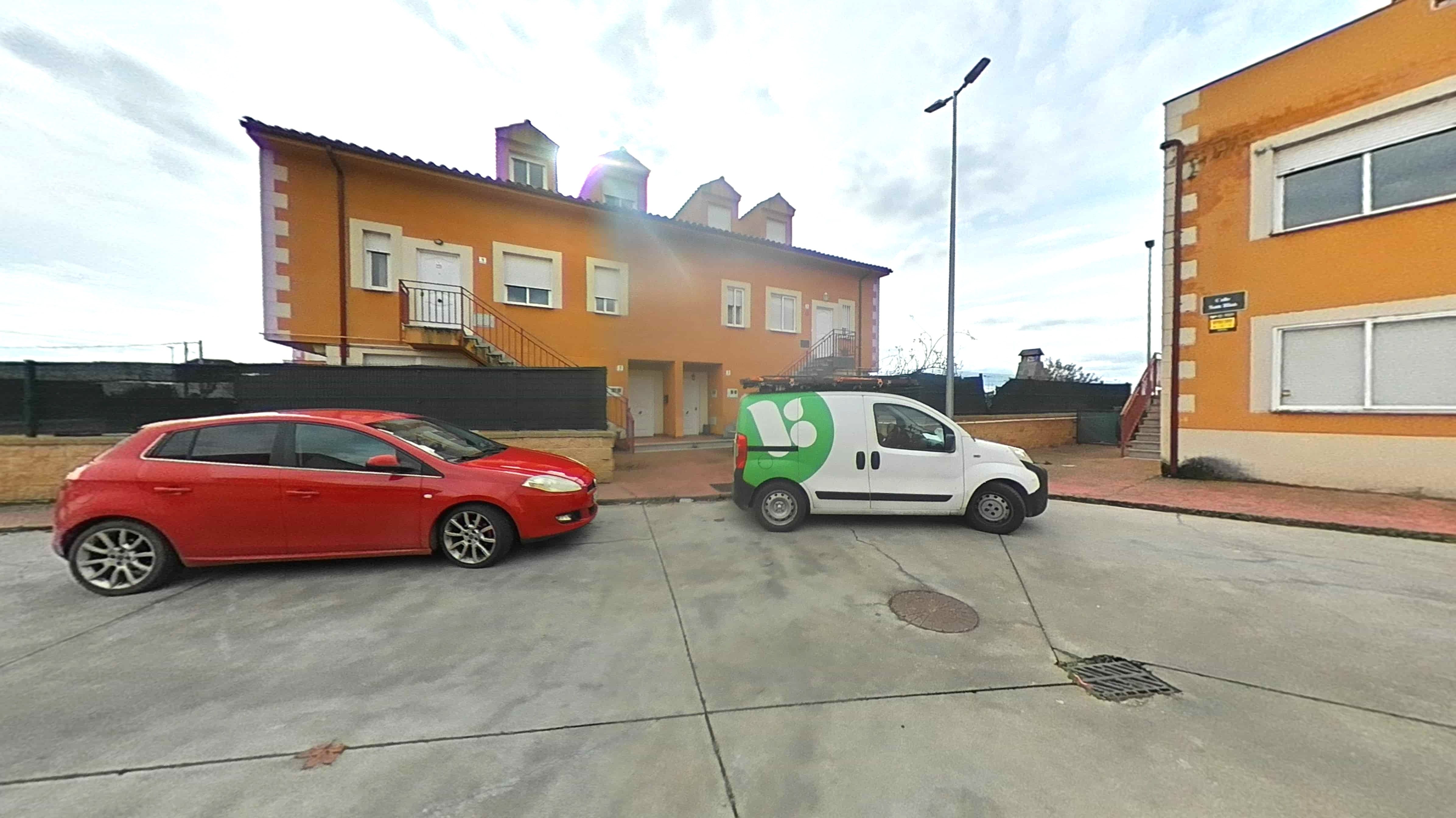 Aparcament de Pis en venda en Monfarracinos amb Terrassa