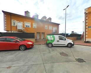 Aparcament de Pis en venda en Monfarracinos amb Terrassa