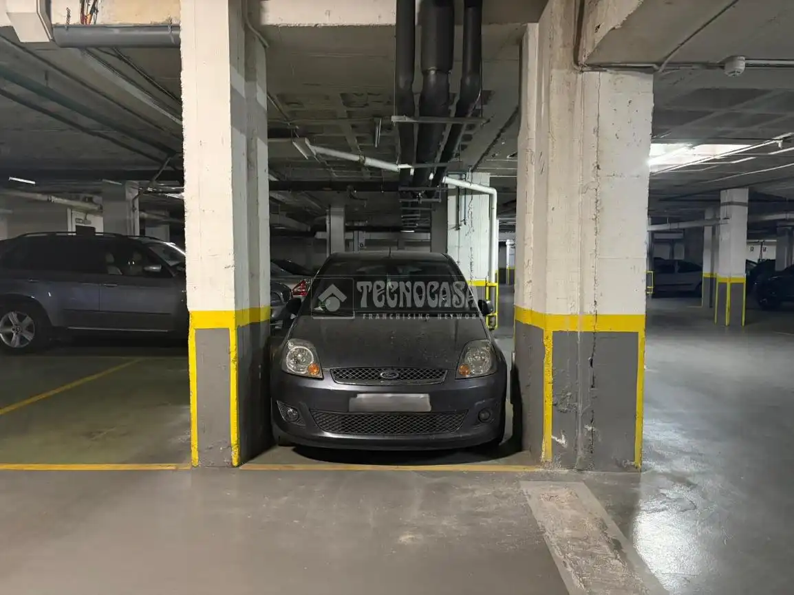 Parkplatz von Garage zum Verkauf in Madrid