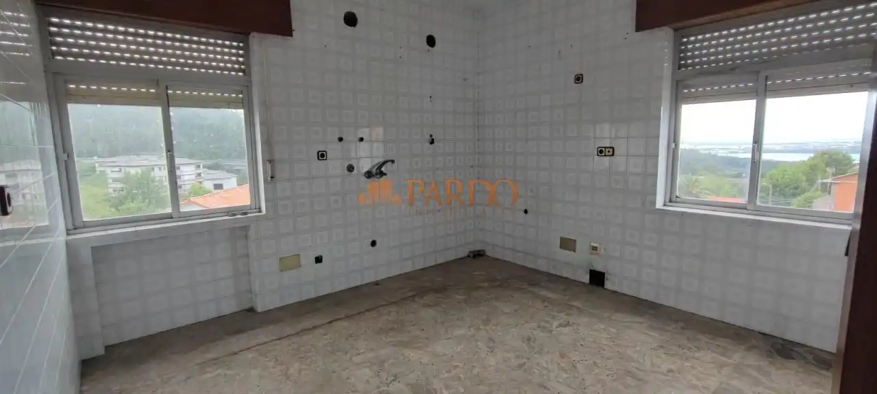 Edificio en venta en Fene