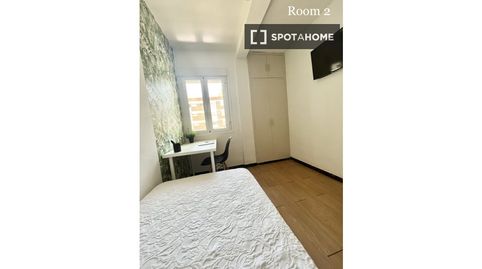 Foto 3 de Habitació a El Plantinar – Avda. La Paz - El Juncal, Sevilla Capital