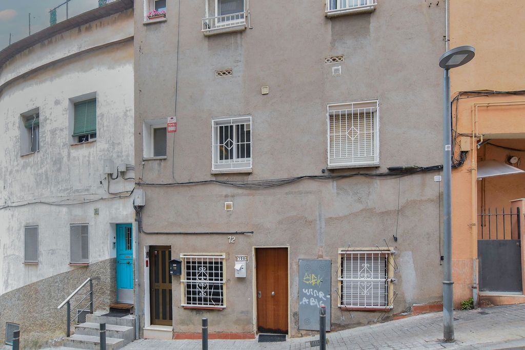 Vista exterior de Piso en venta en  Barcelona Capital