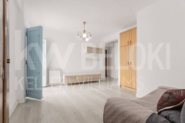 Piso en Venta en Calle de Juan María Guelbenzu Kalea en Milagrosa