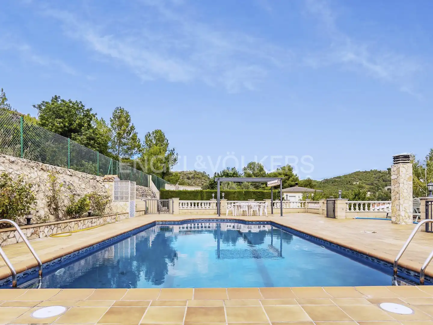 Piscina de Casa o xalet en venda en Vespella de Gaià amb Aire condicionat, Calefacció i Jardí privat