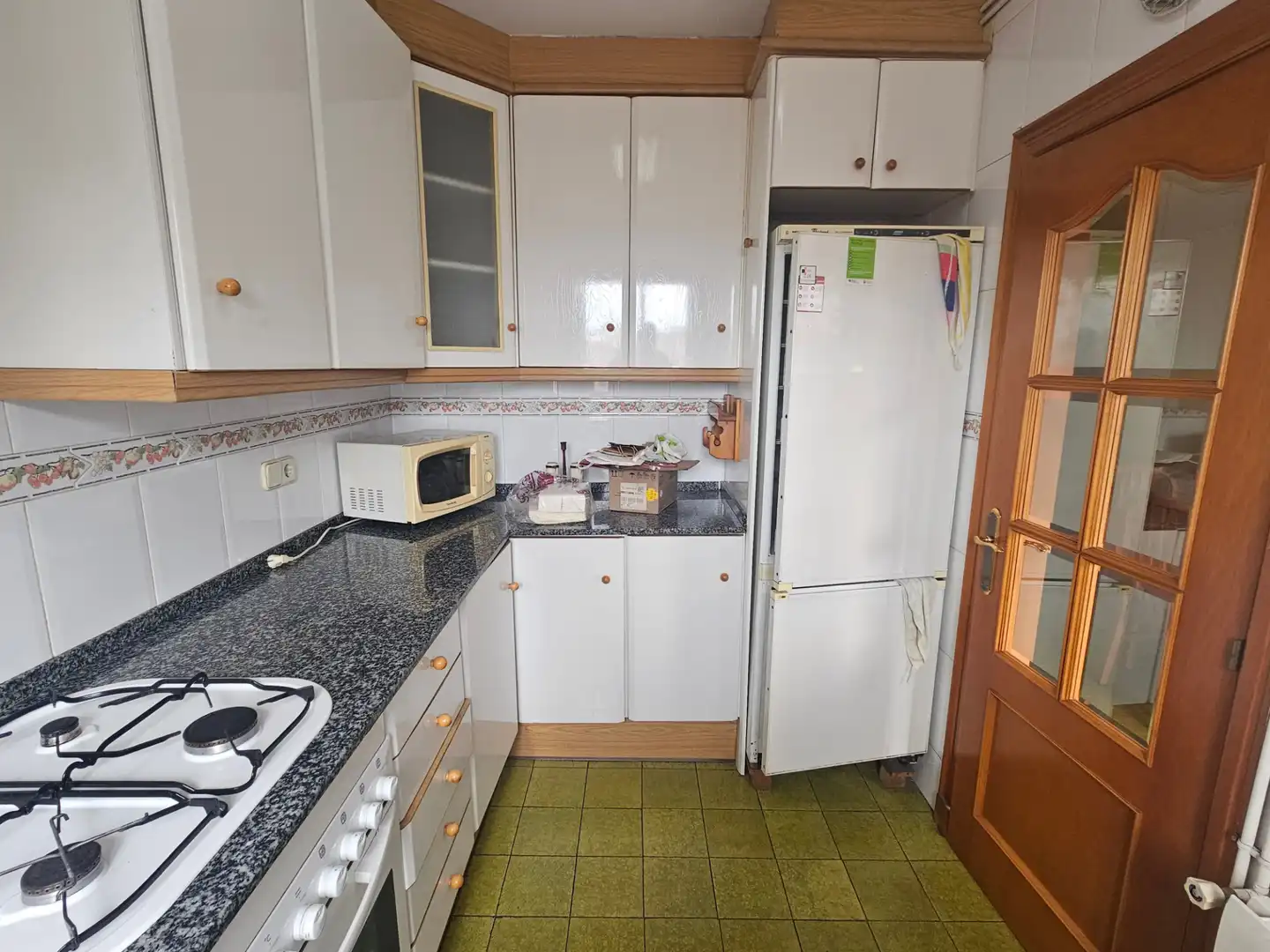 Kitchen of Flat for sale in Sabadell  with Air Conditioner, Heating and Oven