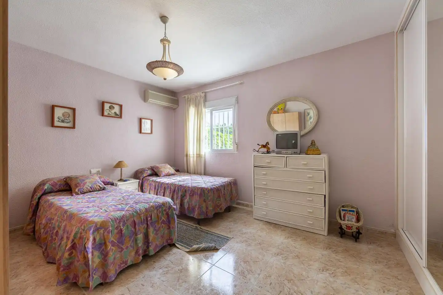 Habitación de Casa o chalet en venta en Almería con Aire acondicionado, Jardín privado y Terraza