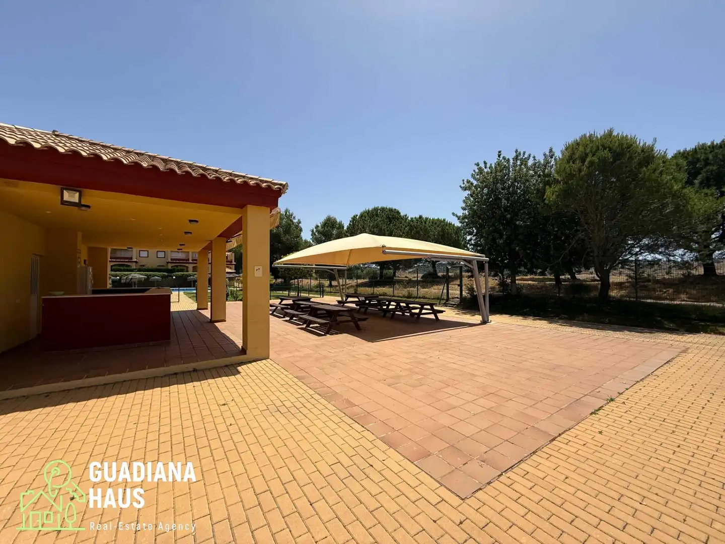 Wohnungen zum Verkauf in Ayamonte mit Privatgarten, Terrasse und Gemeinschaftspool