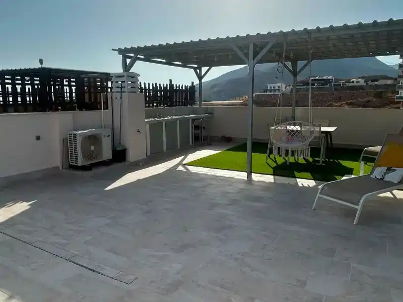 Terrasse von Wohnung zur Miete in Roquetas de Mar mit Klimaanlage, Schwimmbad und Balkon