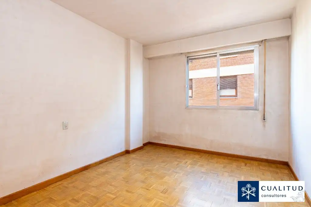 Habitación de Piso en venta en Castellón de la Plana / Castelló de la Plana con Balcón