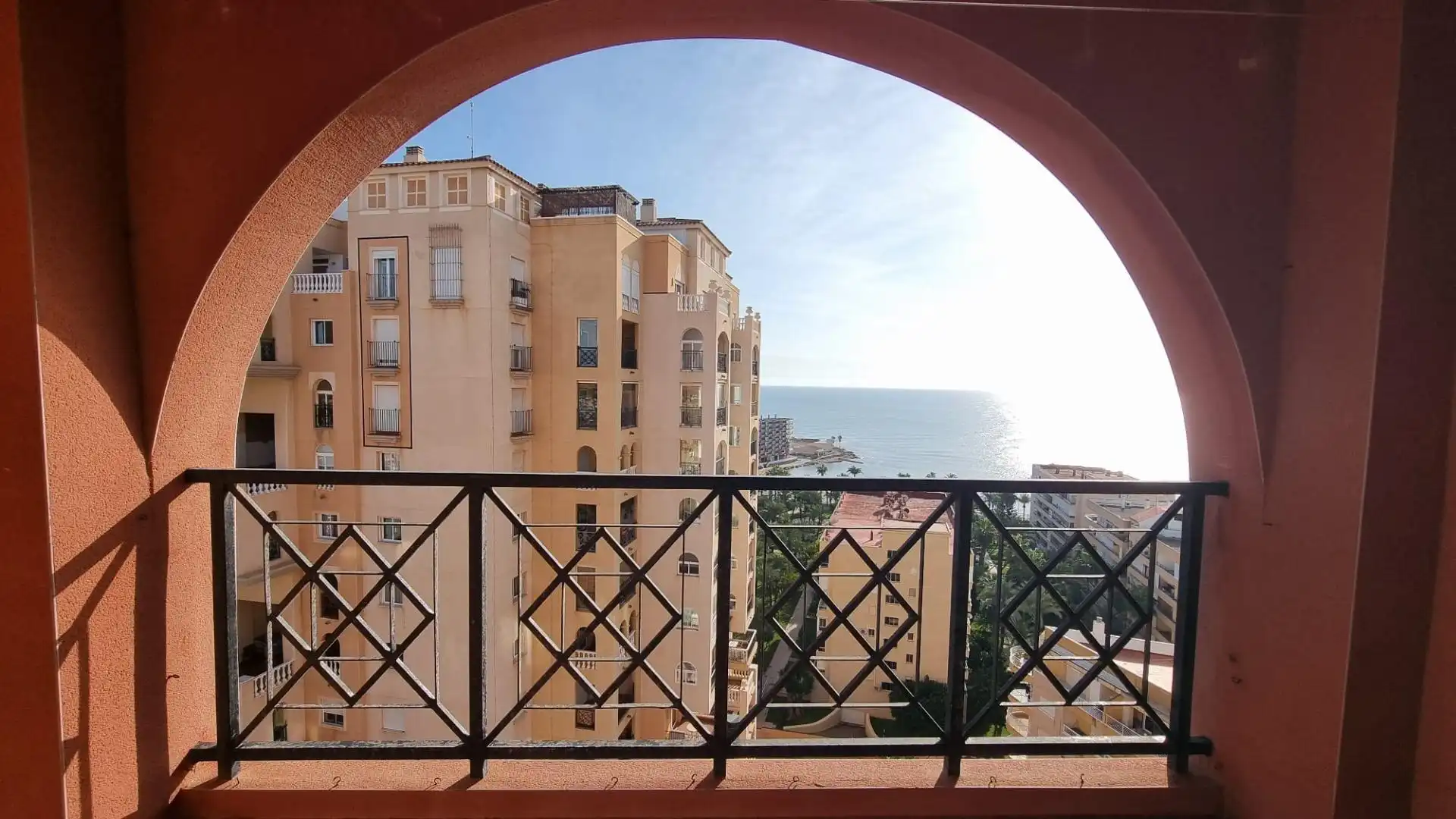 Habitación de Apartamento en venta en Torrevieja con Jardín privado, Terraza y Balcón