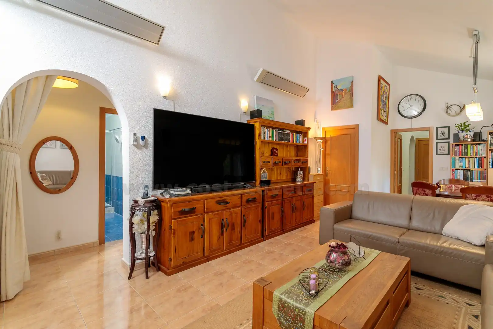 Sala d'estar de Casa adosada en venda en Aigües amb Aire condicionat, Terrassa i Traster