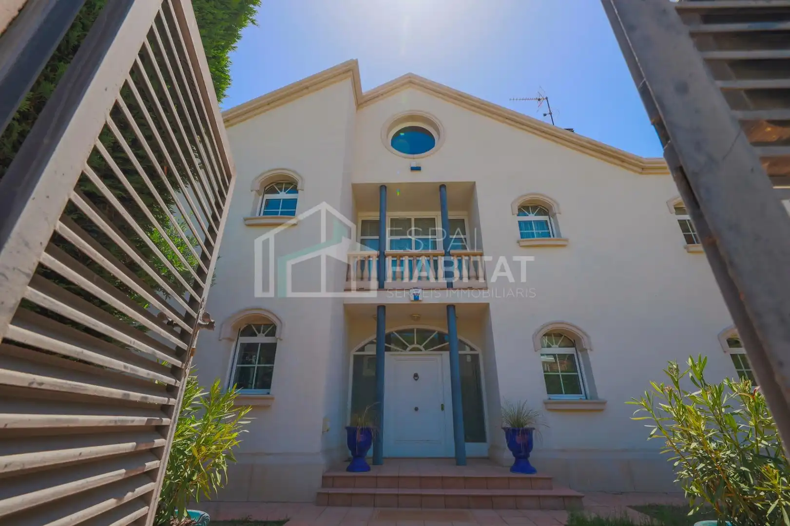 Vista exterior de Casa o xalet en venda en Vilassar de Dalt amb Calefacció, Jardí privat i Terrassa