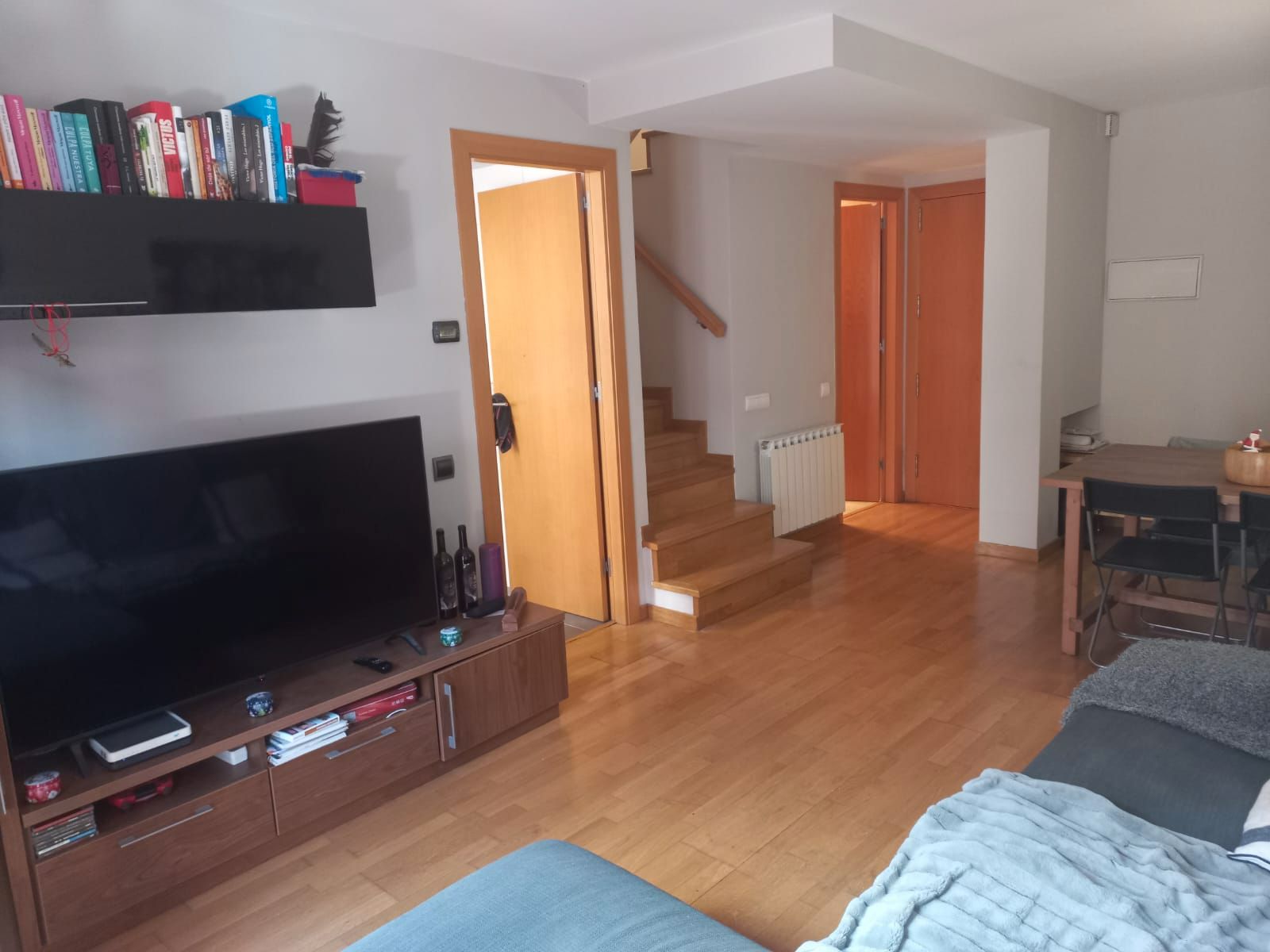 Flat to rent in Rubí  with Air Conditioner, Heating and Parquet flooring