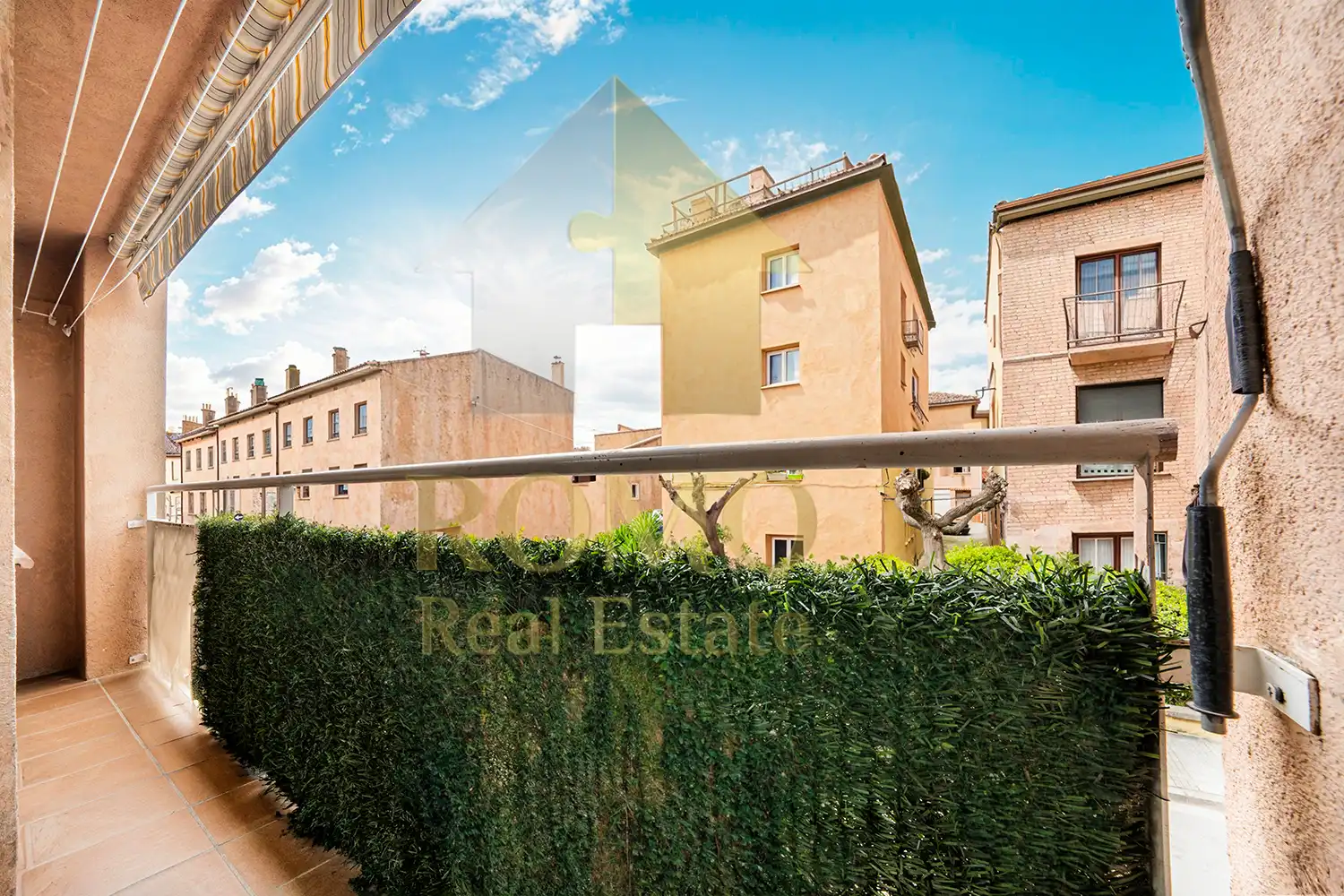 Vista exterior de Casa adosada en venta en Caldes de Montbui con Calefacción y Balcón