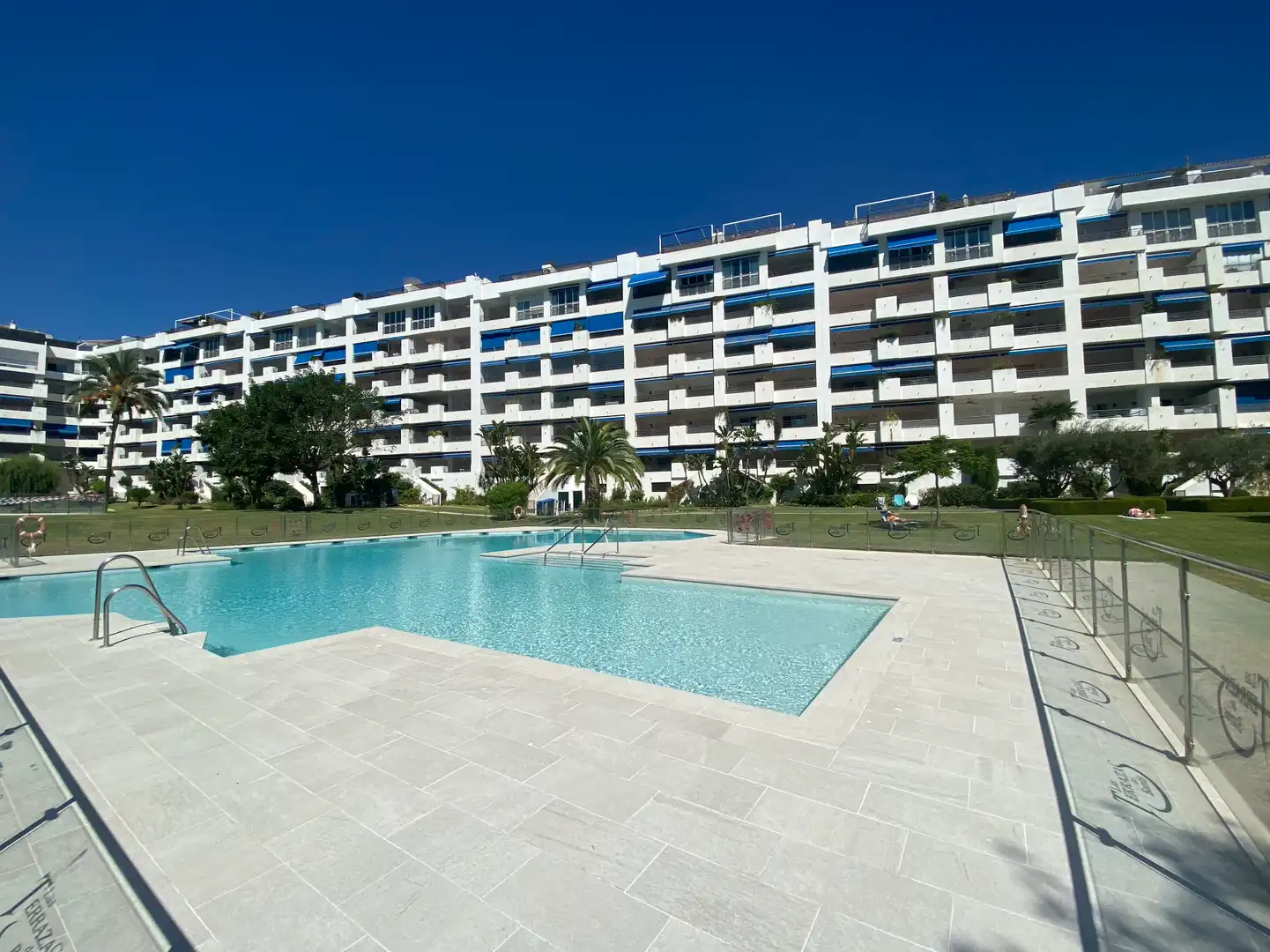 Piscina de Apartament de lloguer en Marbella amb Aire condicionat, Terrassa i Piscina