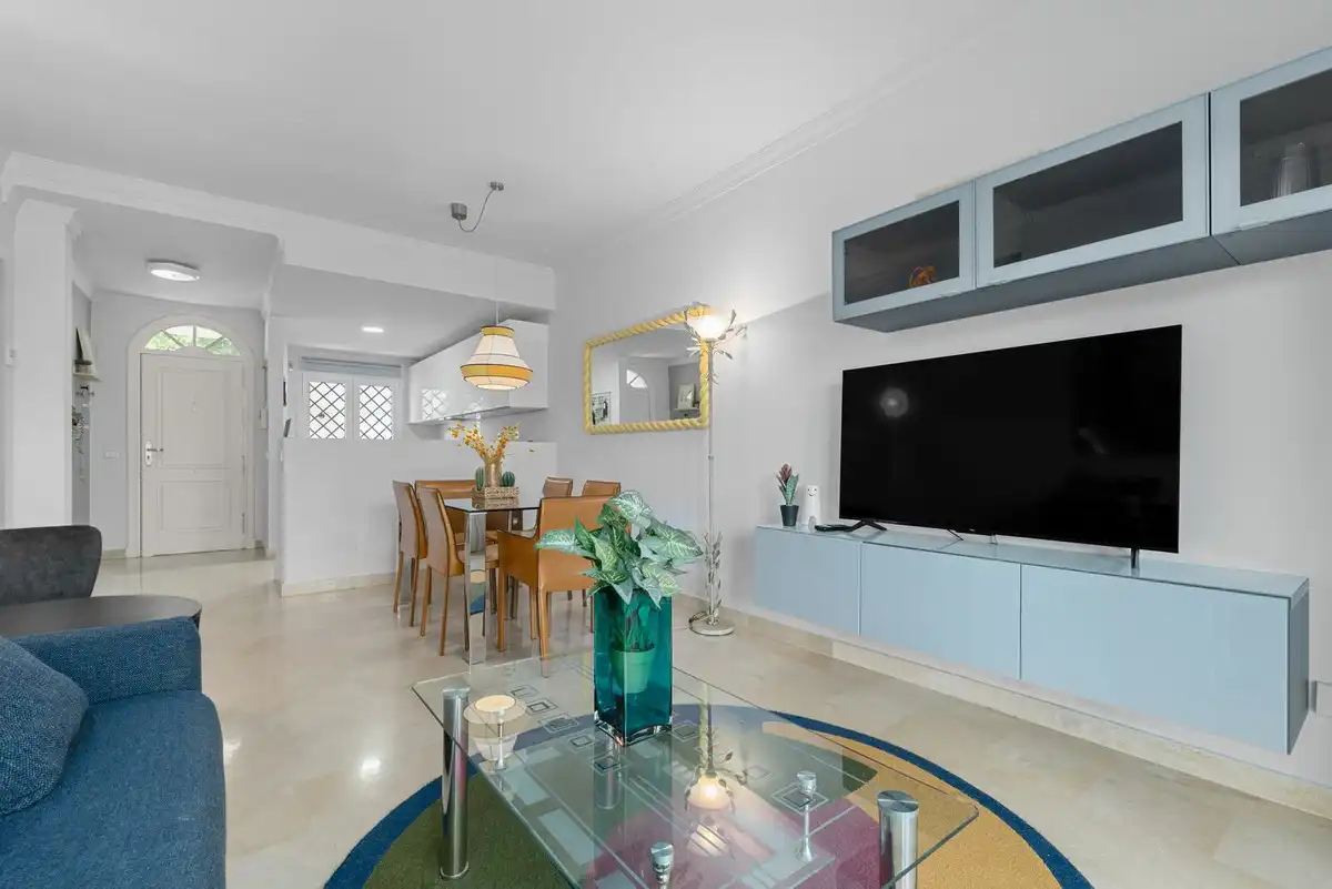 Apartamento con ascensor en venta en Nueva Andalucía, imagen 4