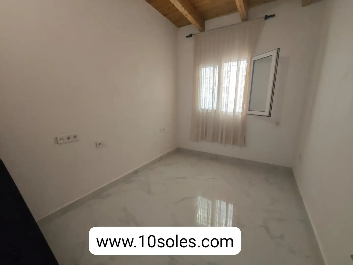 Dormitori de Casa o xalet en venda en Orihuela amb Jardí privat i Terrassa
