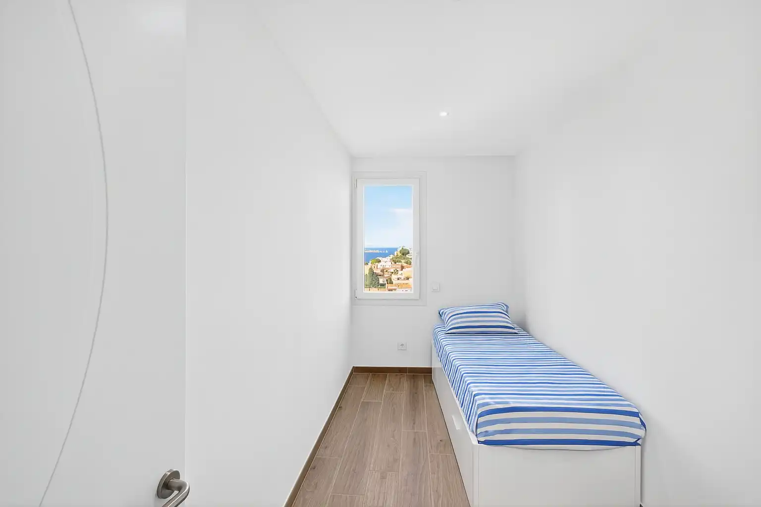 Bedroom of Duplexes for sale in Begur  with Air Conditioner, Heating and Terrace
