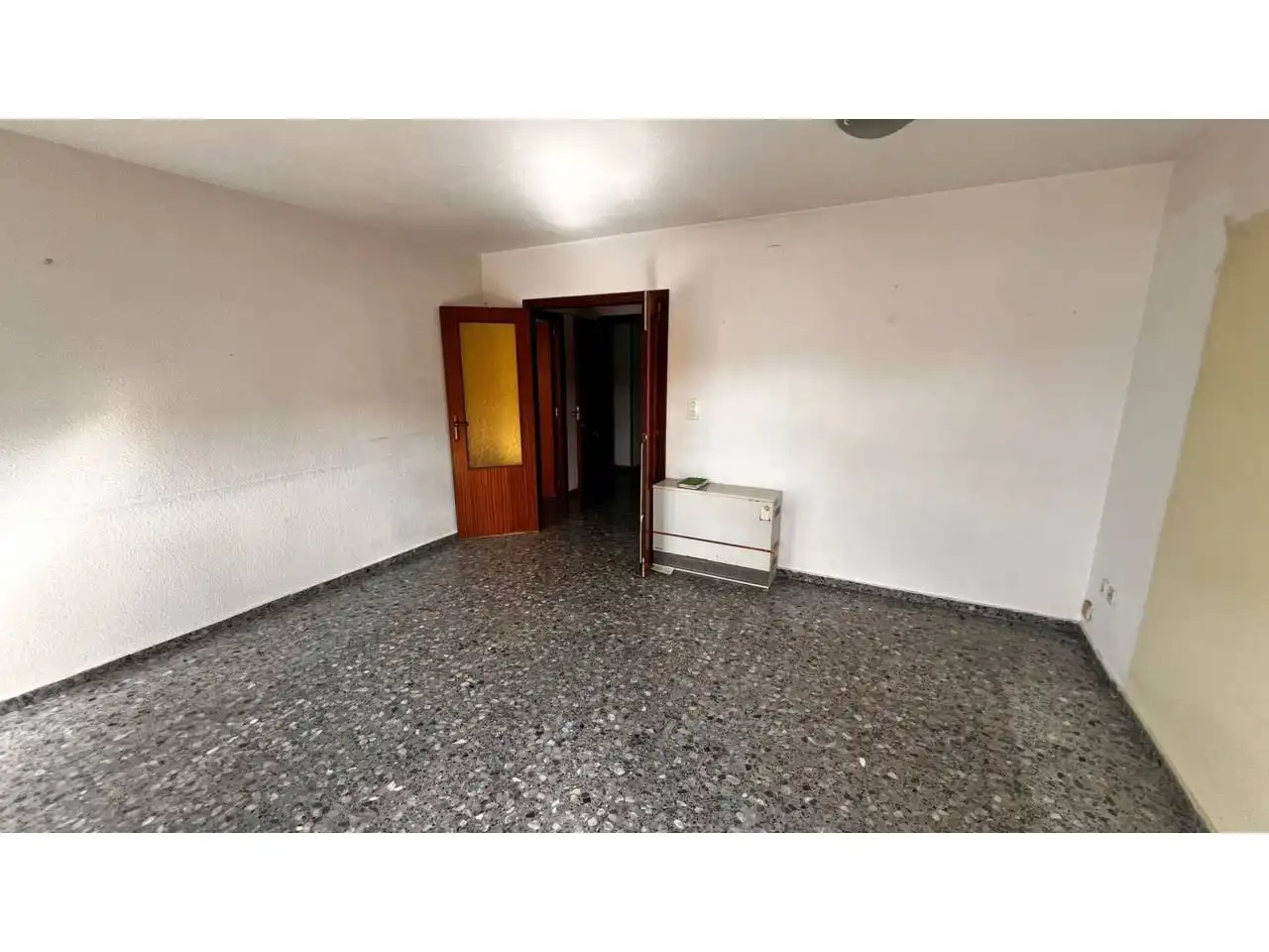 Piso en venta en Villarrobledo con Calefacción y Balcón
