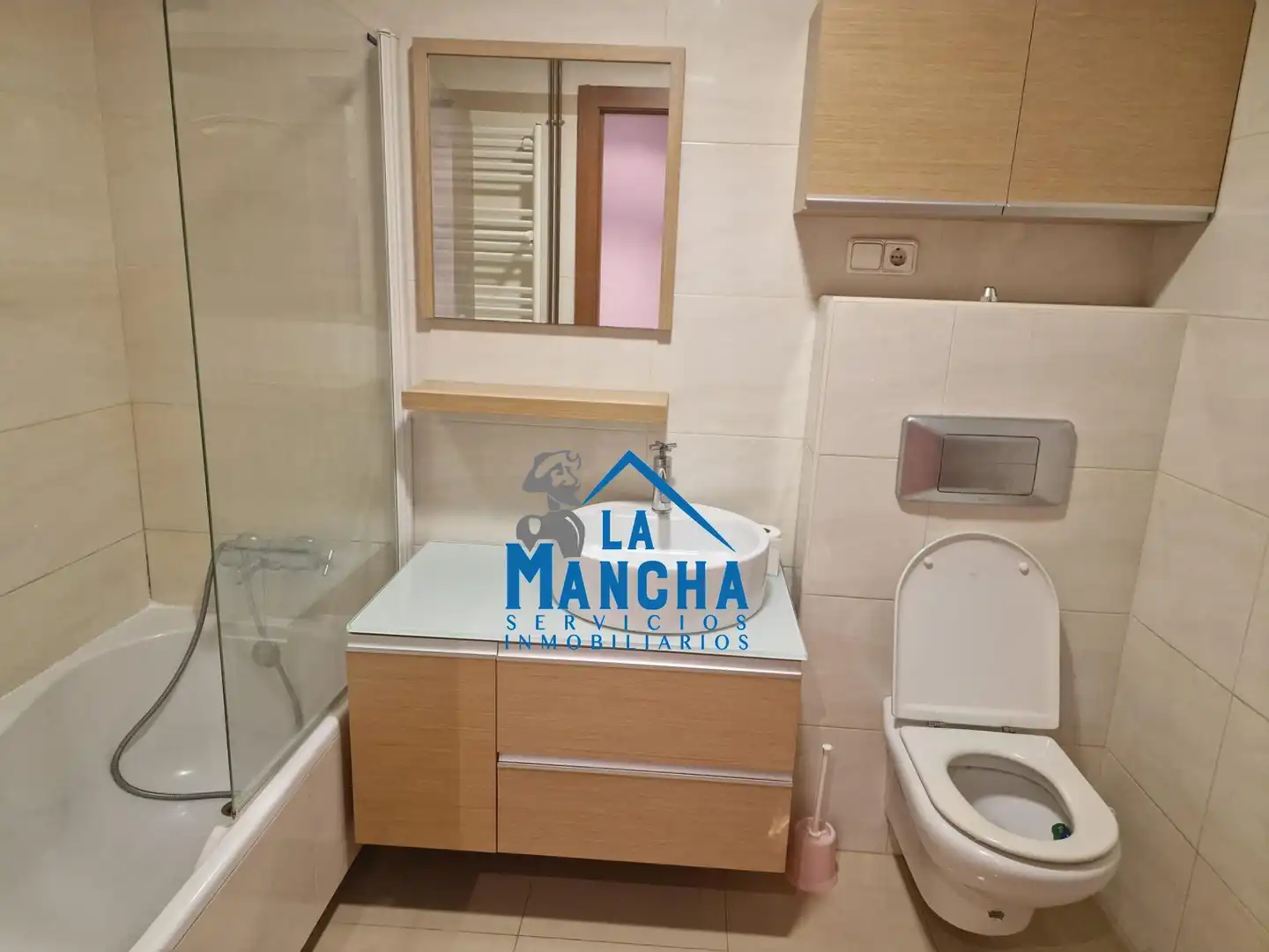 Bathroom of Flat for sale in Albacete  with Heating, Furnished and Balcony