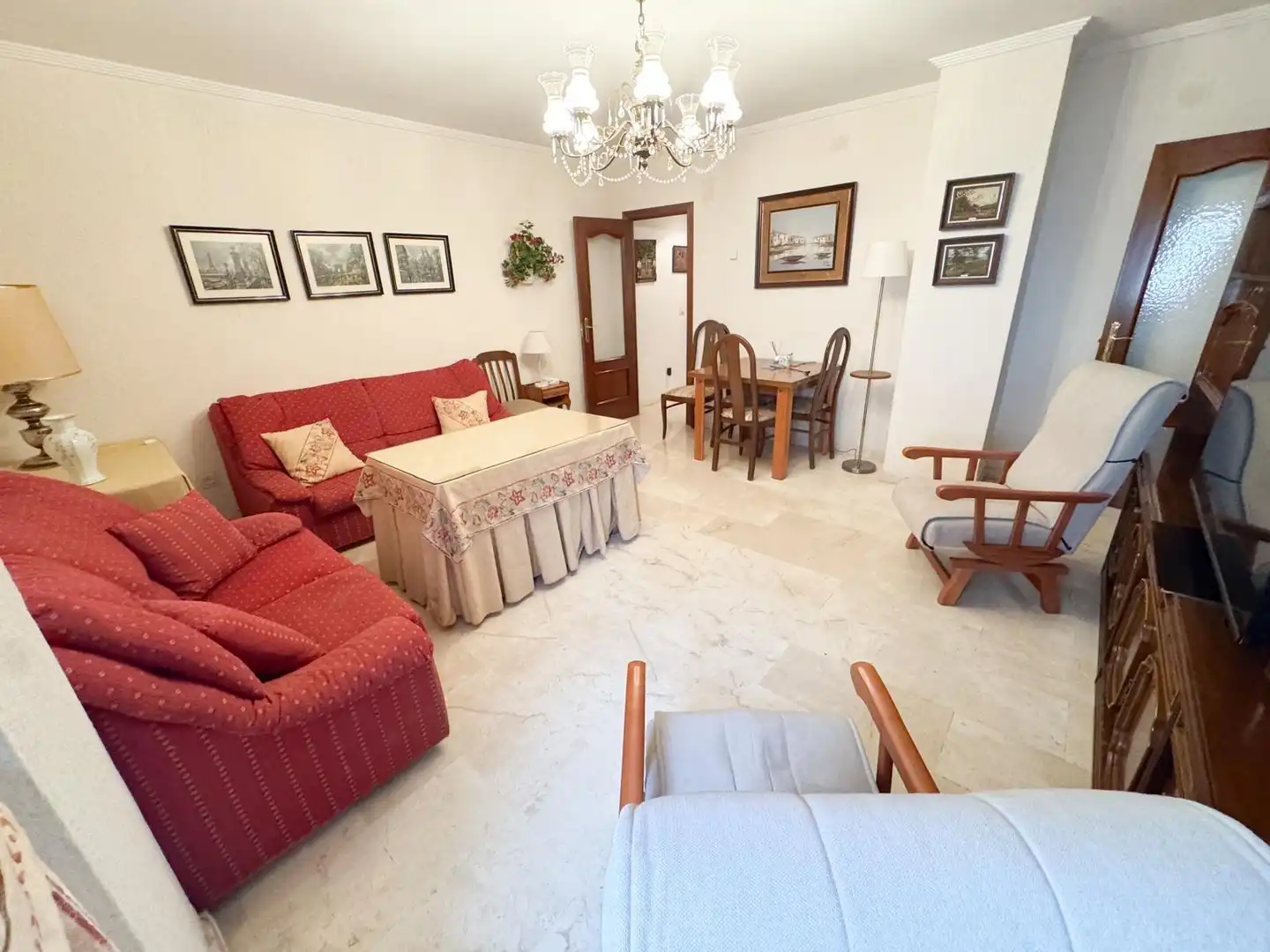 Sala d'estar de Planta baixa en venda en Huelva amb Traster i Moblat