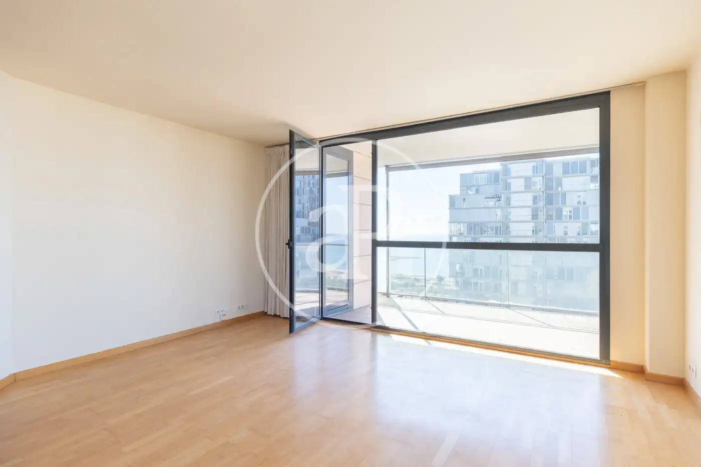 Sala d'estar de Pis en venda en  Barcelona Capital amb Aire condicionat, Calefacció i Jardí privat