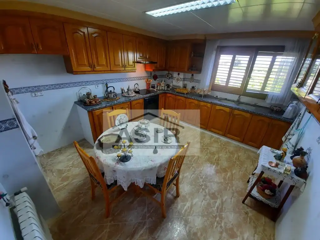 Cuina de Casa o xalet en venda en Albalat de la Ribera amb Aire condicionat, Calefacció i Jardí privat