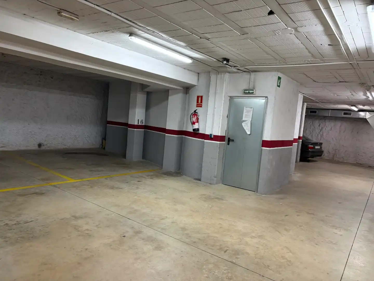 Parkplatz von Garage zur Miete in Esparreguera