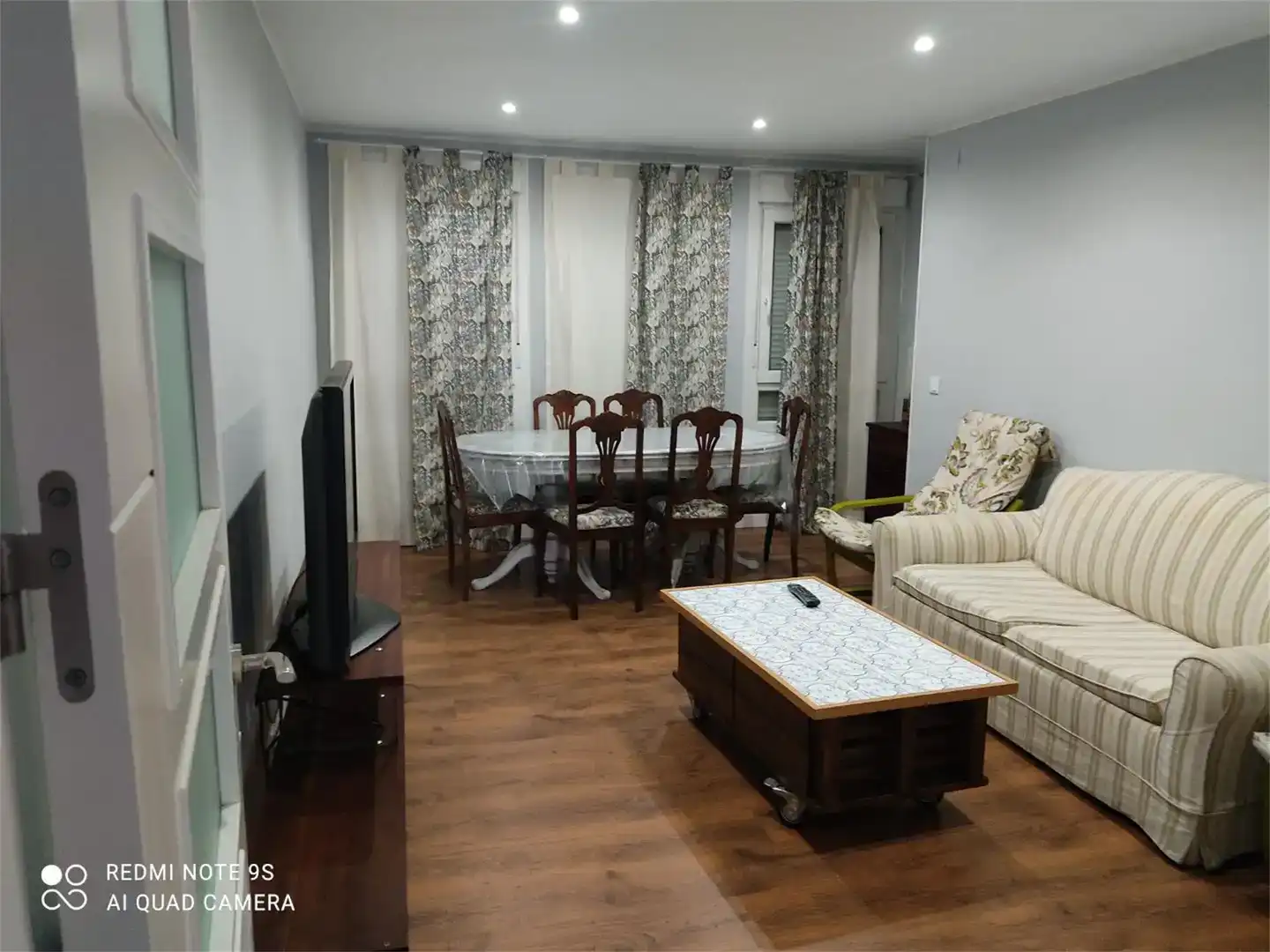 Sala d'estar de Pis de lloguer en Segovia amb Parquet, Moblat i Forn