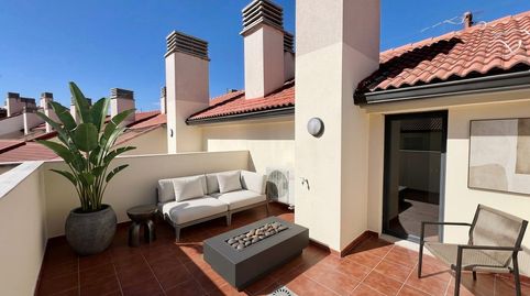 PISO DUPLEX DE 3 DORMITORIOS  1 BAÑO  TERRAZA  PLAZA DE PARKING  TRASTERO  PISCINA