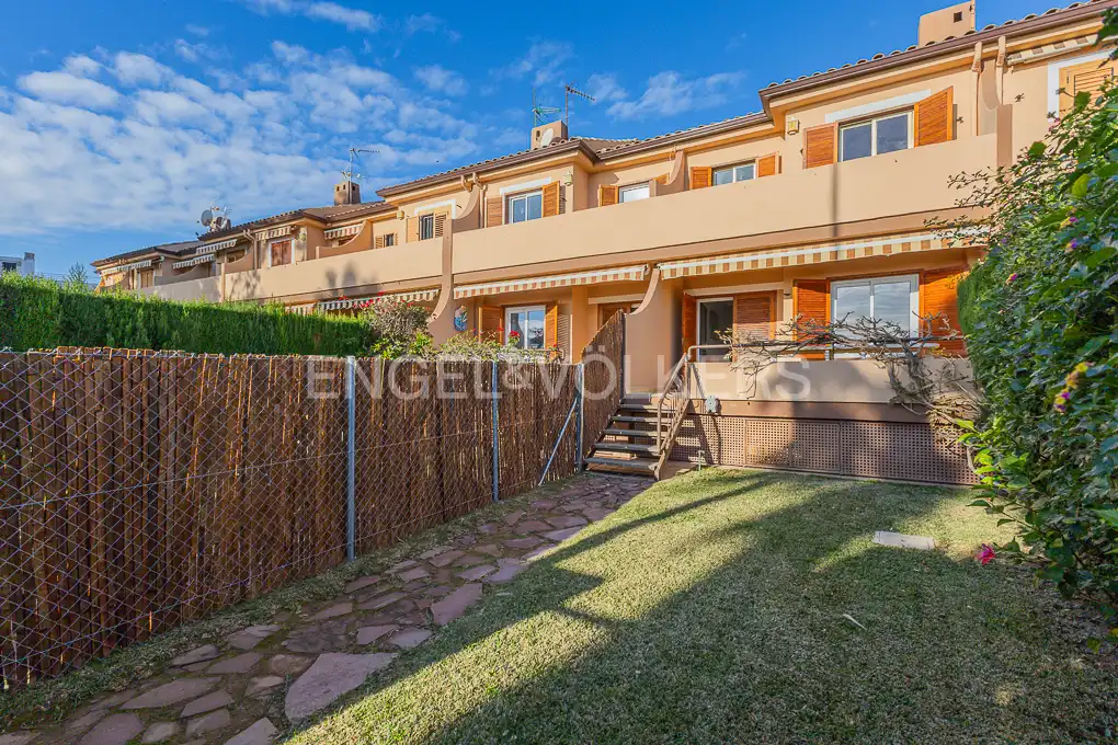 Exterior view of Houses for rent in Castellón de la Plana / Castelló de la Plana  with Air Conditioner, Heating and Private garden