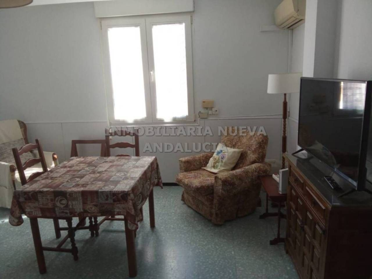 Sala d'estar de Pis de lloguer en  Almería Capital amb Aire condicionat, Terrassa i Moblat