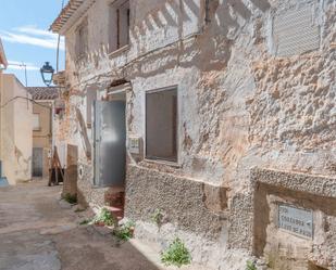 Exterior view of Single-family semi-detached for sale in Elche de la Sierra
