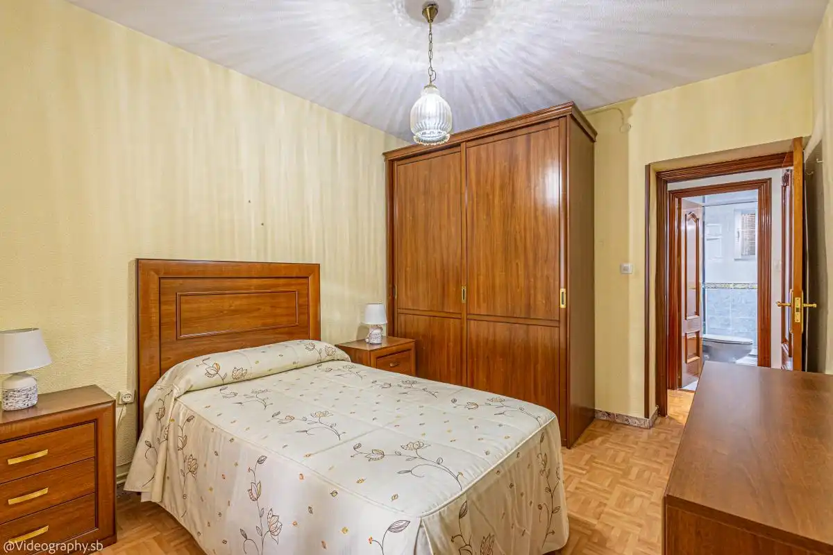 Schlafzimmer von Erdgeschoss zum Verkauf in Alcalá de Henares mit Heizung, Terrasse und Balkon
