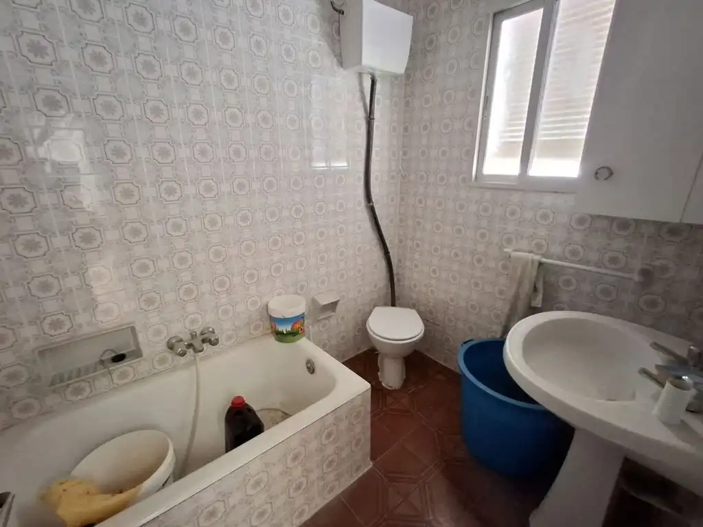 Baño de Casa o chalet en venta en La Roda con Calefacción, Terraza y Trastero