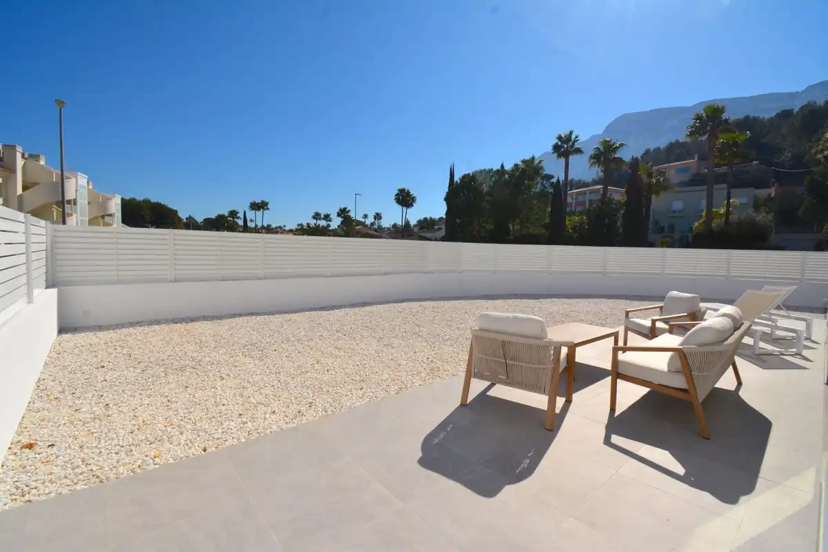 Chalet con piscina en venta en El Montgó, imagen 3