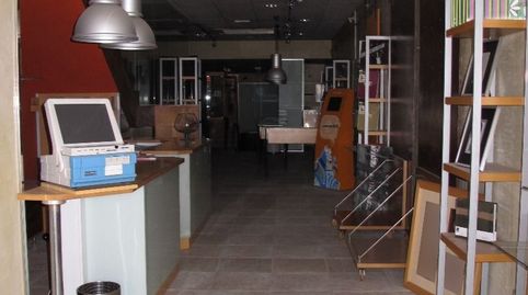 Edificio comercial con ascensor interior y acabados de alta calidad, imagen 3