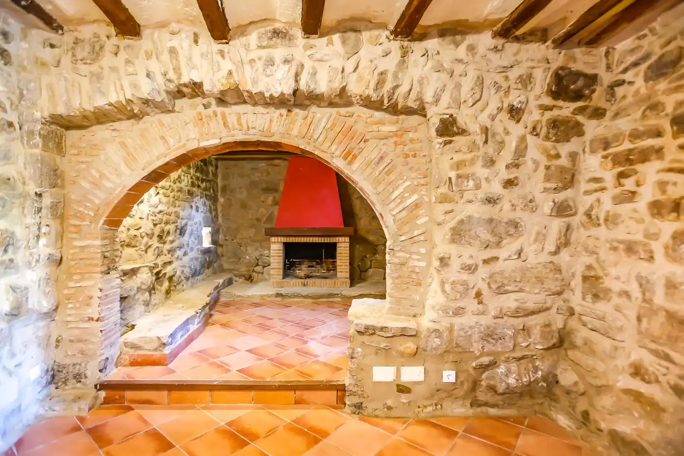 Casa rústica con jardín en venta en Sant Joan Les Fonts, imagen 21