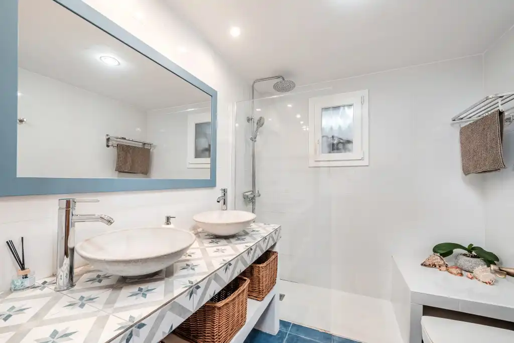 Bathroom of Houses for sale in Marratxí  with Air Conditioner, Heating and Private garden