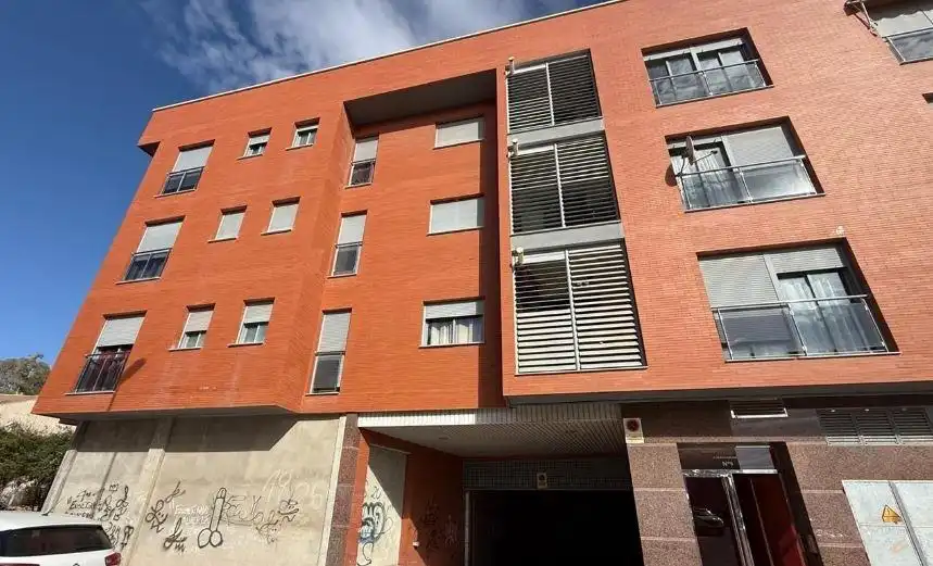 Flat for sale in Calle Juan Jose Mtnez Ferra S/N, imagen 2