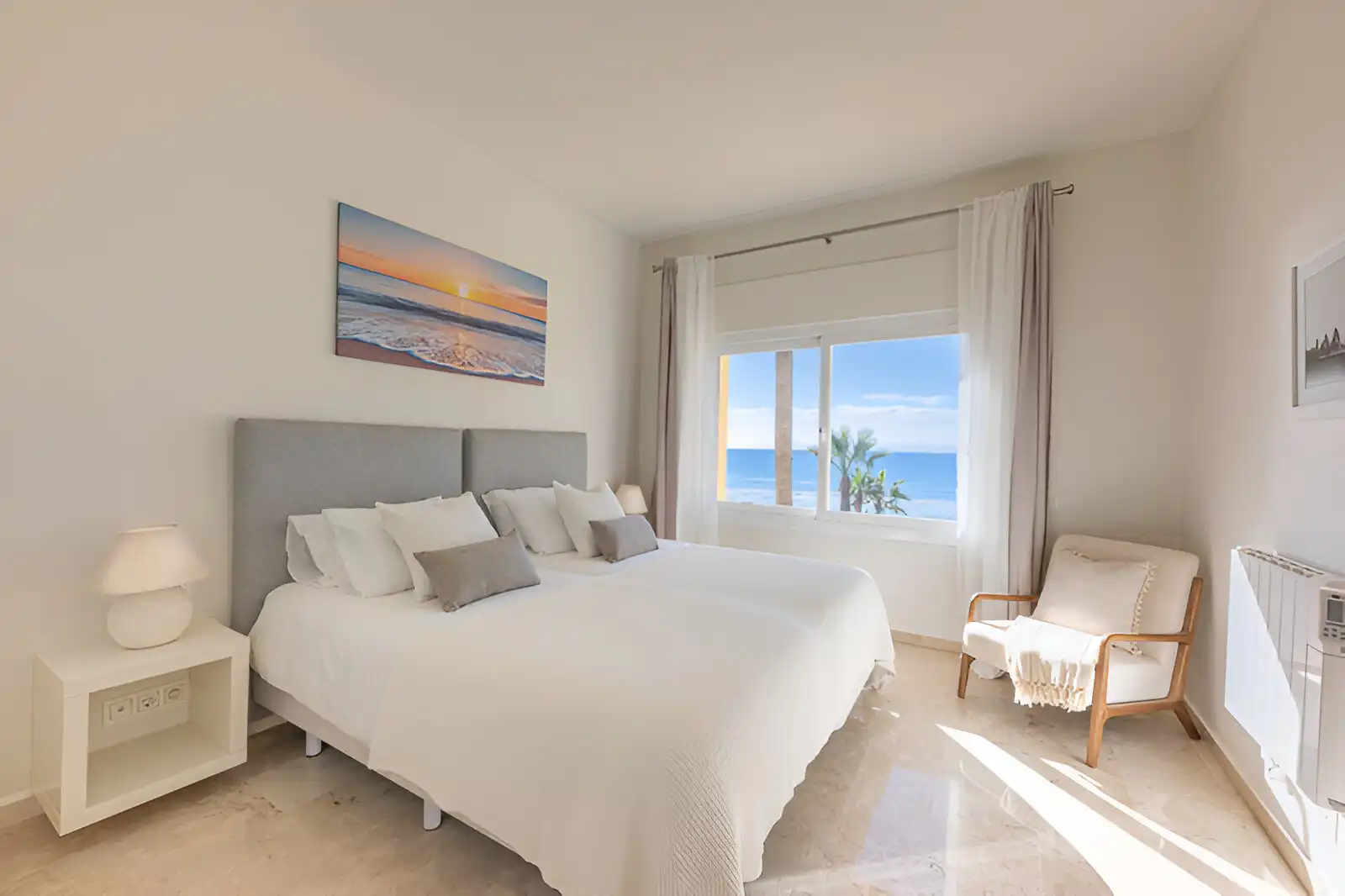 Habitación de Apartamento en venta en Marbella con Aire acondicionado, Terraza y Trastero
