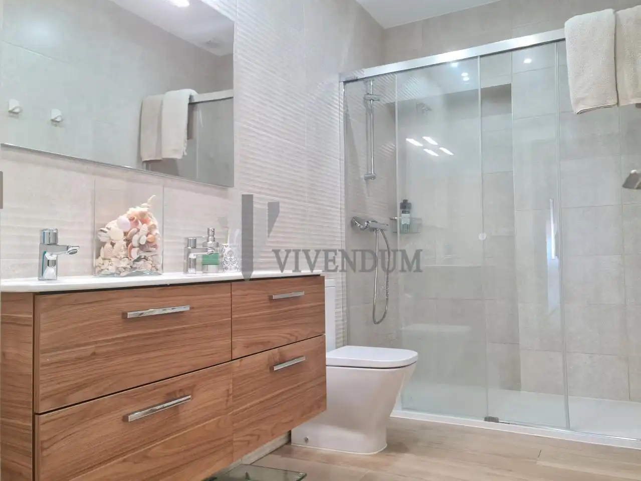 Bany de Apartament de lloguer en A Guarda   amb Calefacció, Terrassa i Traster