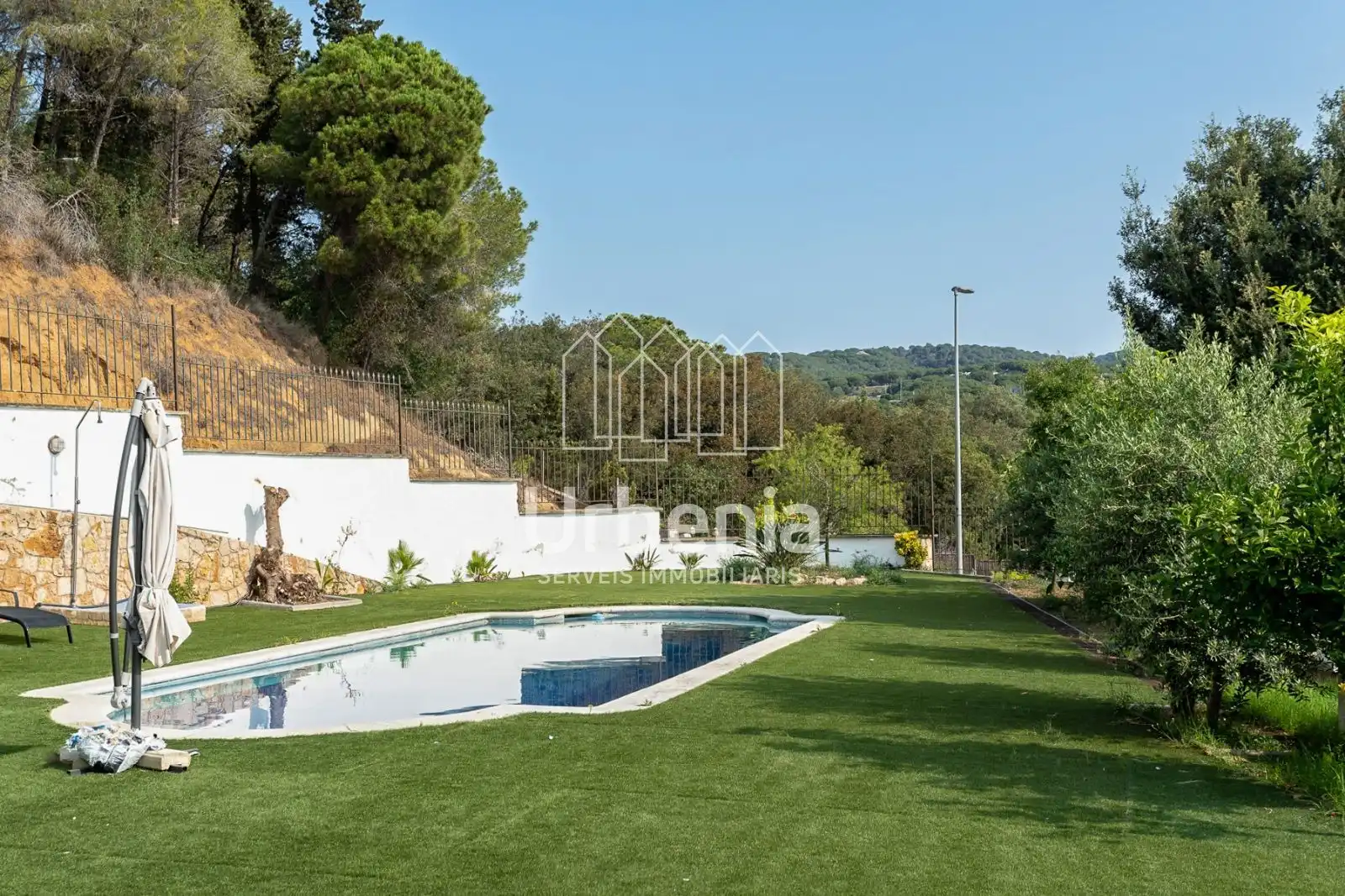 Jardí de Casa o xalet en venda en Arenys de Mar amb Calefacció, Terrassa i Piscina