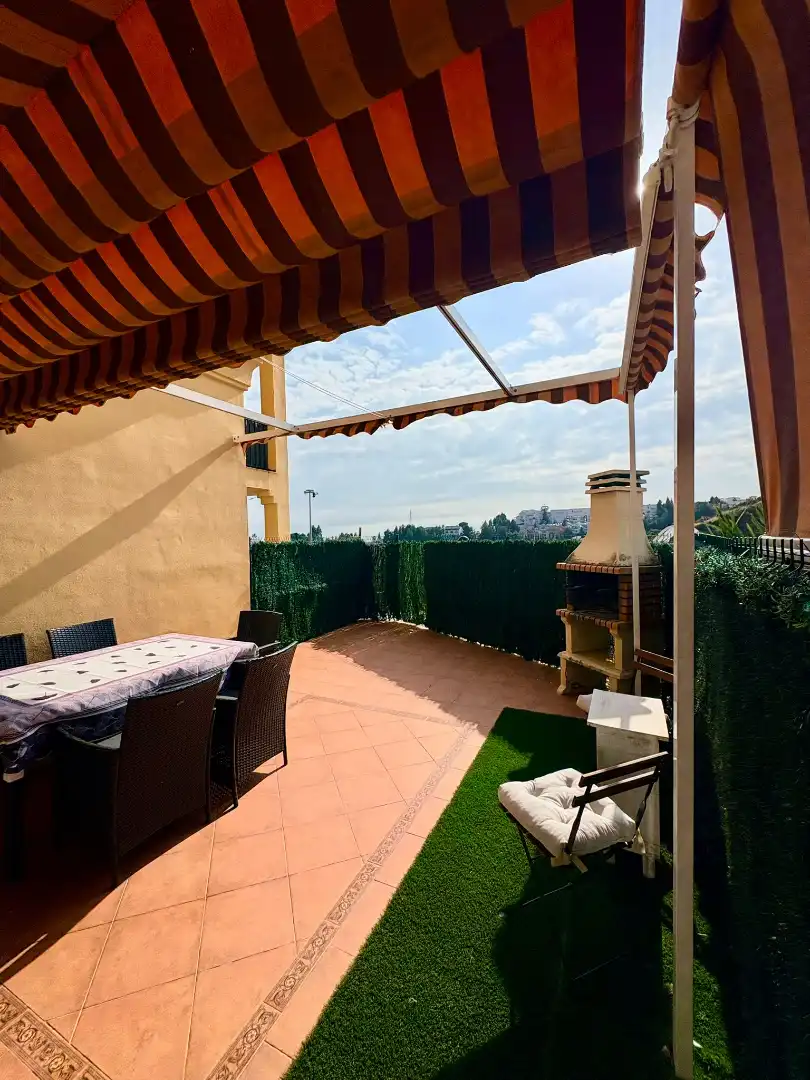 Habitatge amb piscina en venda a Riviera del Sol, imagen 4