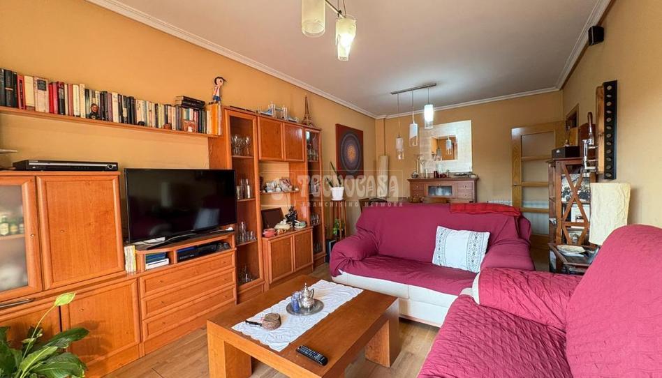 Photo 1 of Flat for sale in Juan de la Cierva, Madrid