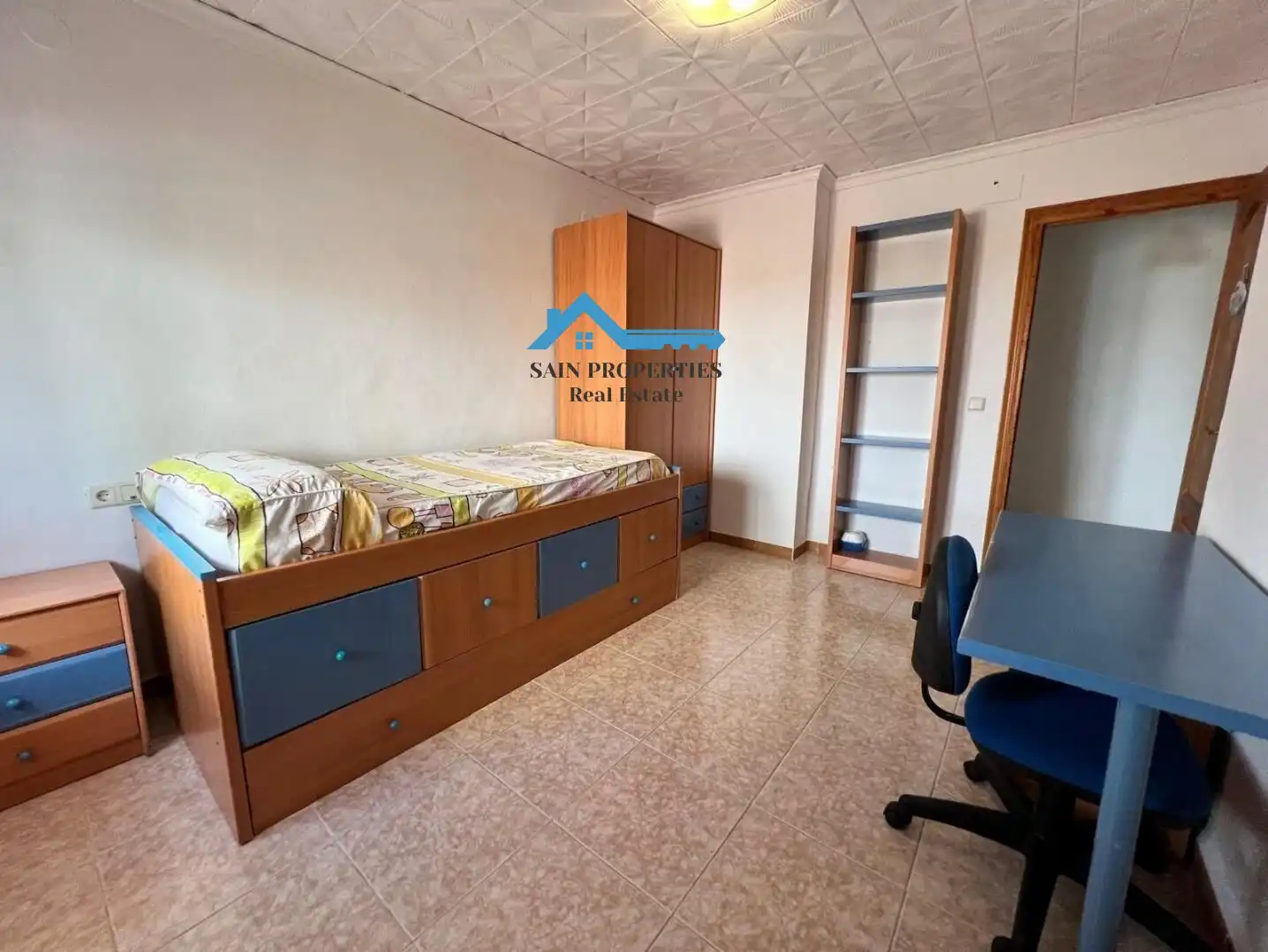 Habitación de Casa o chalet en venta en La Nucia con Aire acondicionado, Calefacción y Jardín privado