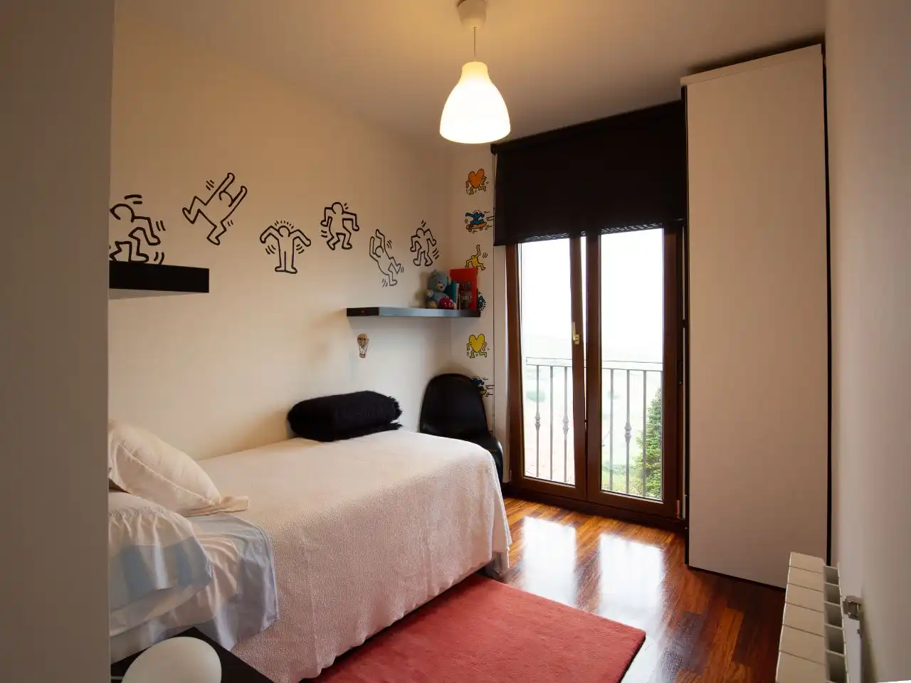 Dormitori de Casa o xalet en venda en Santillana del Mar amb Terrassa i Balcó